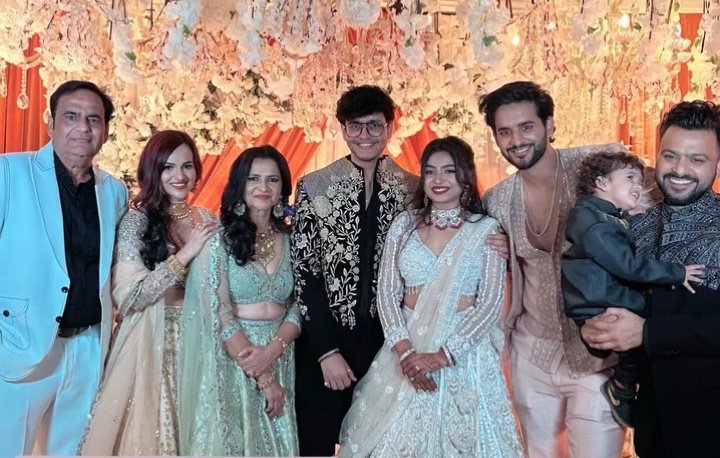 isarwar_m's tweet photo. 🚨They all look good ❤️

#PandaGang #nischaymalhan #FukraInsaan #TriggeredInsaan https://t.co/hvl0VQdS0D