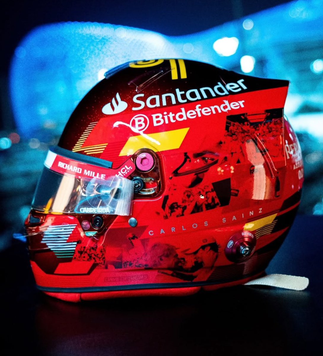 SAINZLOVERS's tweet photo. i won’t survive abu dhabi. https://t.co/JZF7SDXPLh