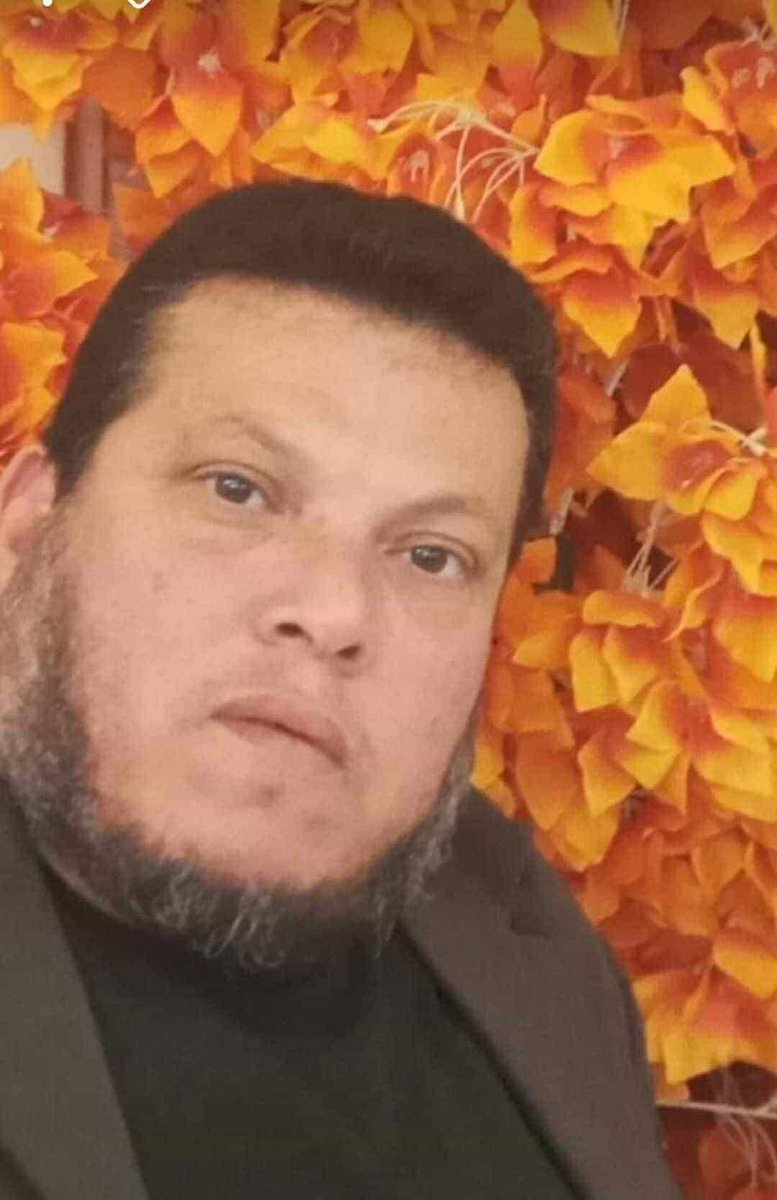 🚨Breaking: Today, Hamas militias killed the Palestinian activist Ziad Abu Hayya. Returning to his tent with some food for his kids, Hamas militias shot him in the head in front of his children.On 7th September 2024, Hamas kidnapped Ziad, subjected him to brutal torture. #Gaza