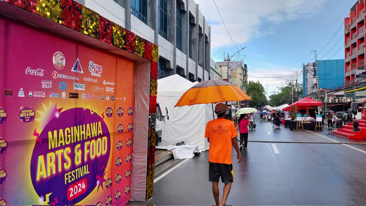 EnslinPorter's tweet image. Sa mga pupunta po sa Maginhawa Arts &amp;amp; Food Festival, sa Malingap St./Bayantel po start ng area. 😄 Kanina kasi hindi ko alam saan banda sa kahabaan ng Maginhawa, sa Mapagkumbaba ako nagpababa sa tricycle galing Anonas. 😅 Ingat po &amp;amp; enjoy sa mga pupunta. ☺️
#Maginhawa #MAFF2024