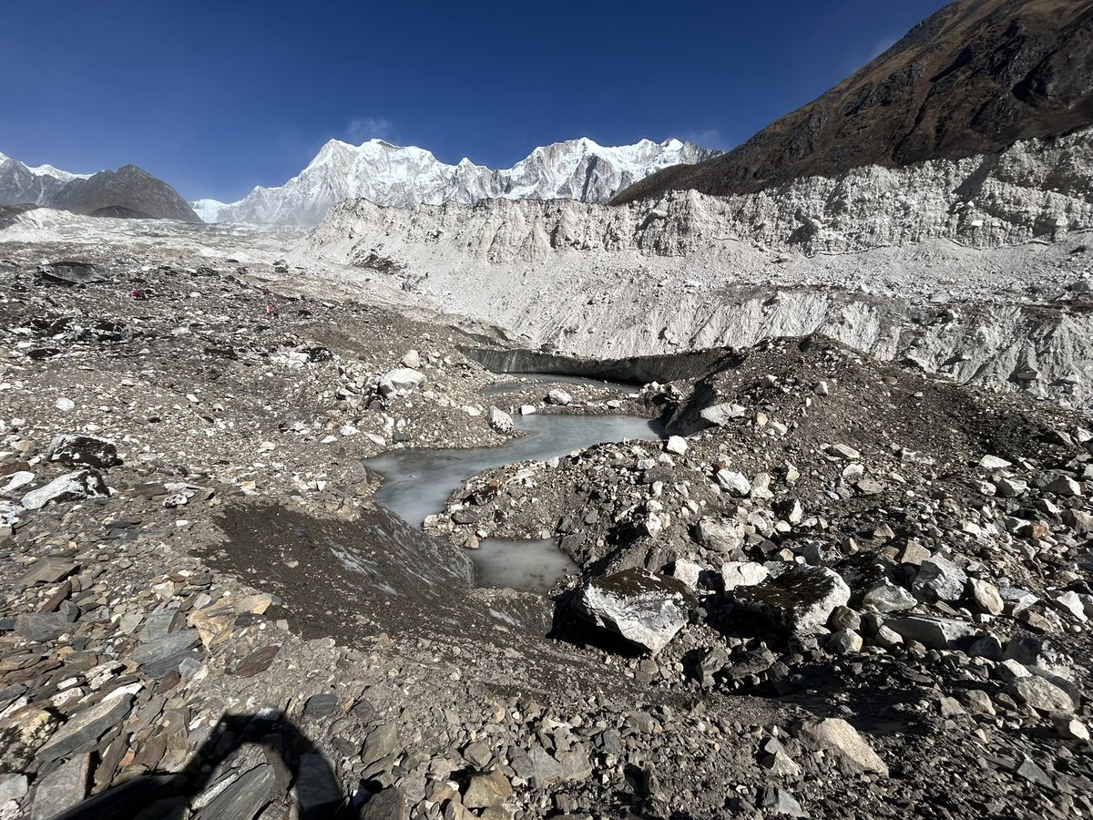 chimis's tweet photo. Done with 1st day on #ponkarglacier, our girls were curious, they learned abt features of glaciers, types of debris, formation of various lakes around glacier.
We rushed back before strong wind storm takes over N reduces visibility.
#HKHWomenonIce
#SOS #Glaciers https://t.co/TM03Qvu1dr