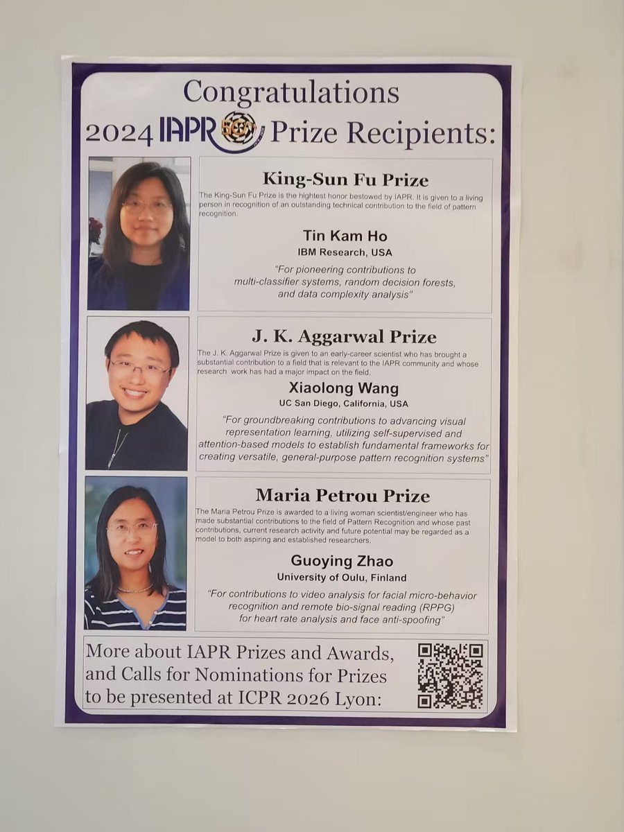 xiaolonw's tweet photo. I was in #ICPR at Kolkata, India to accept the J. K. Aggarwal Prize. I gave a talk on connecting the old work we did for SSL, Video Understanding to the current work we are doing for Robotics. https://t.co/rpzhYq561k