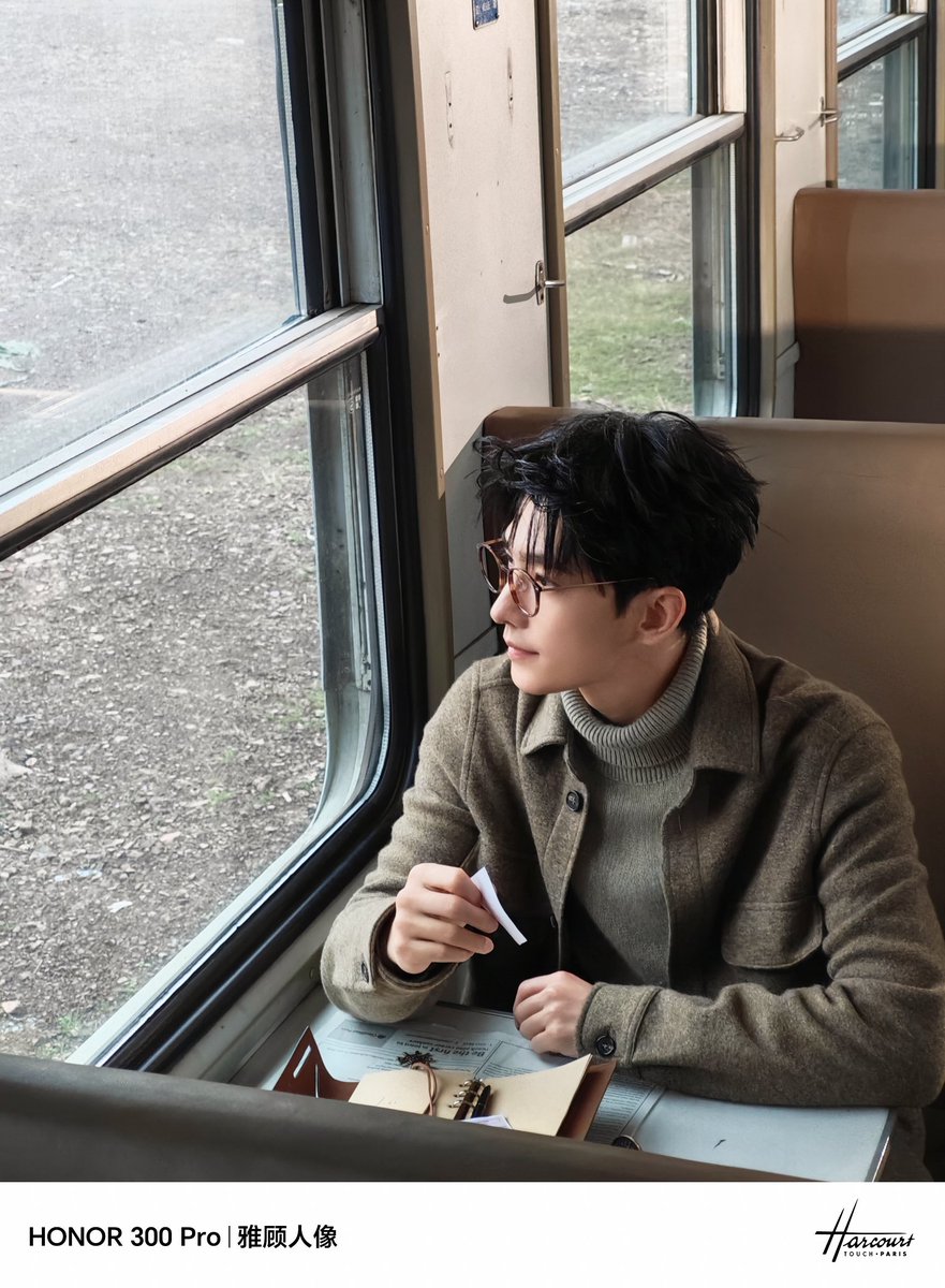 FulltimeBusy09's tweet photo. แสงอบอุ่นของฤดูหนาว

#YangYang
#YangYang杨洋 
#หยางหยาง https://t.co/GNmVRcvBiT