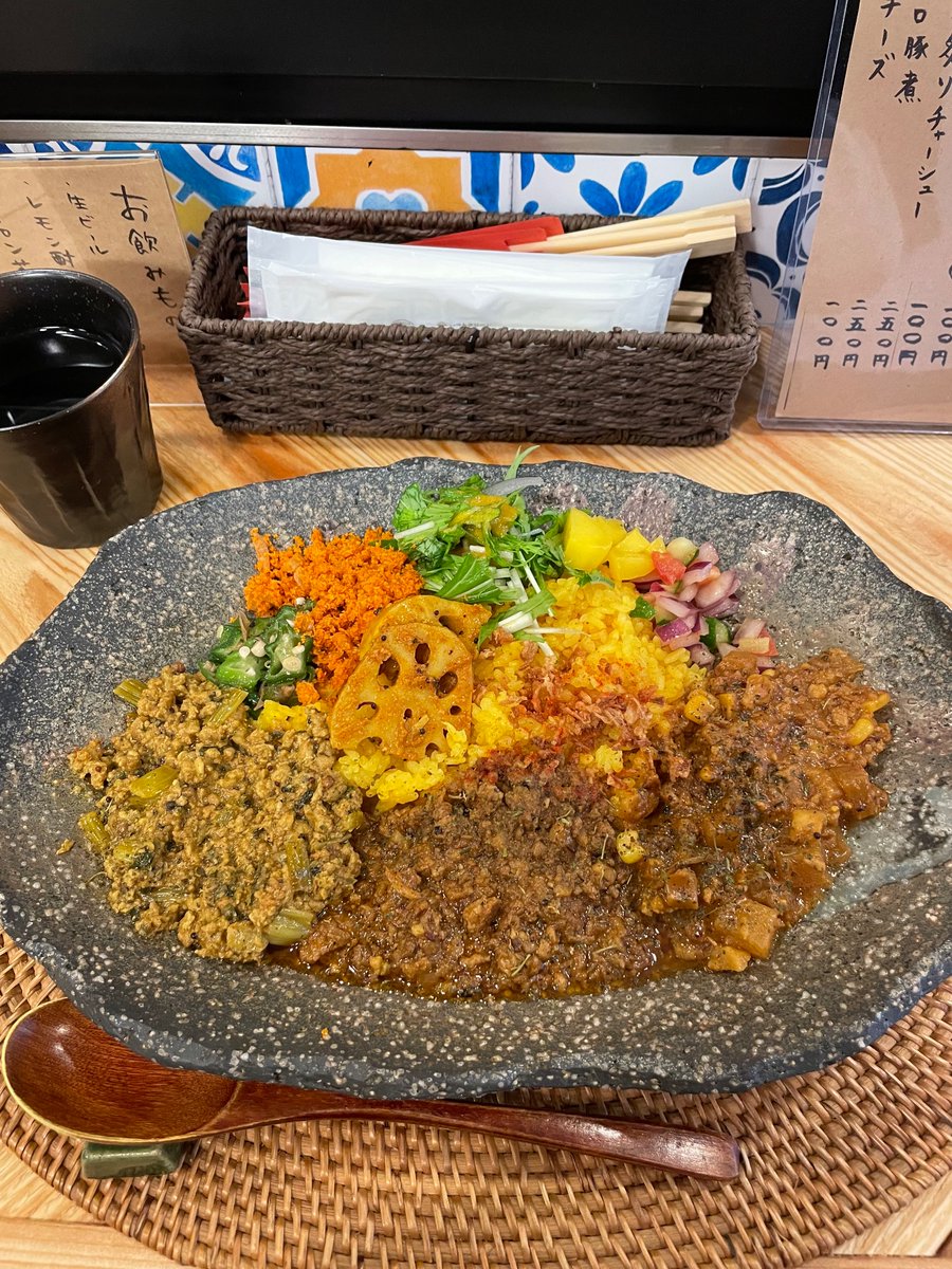 thigashi12's tweet photo. 最近カレー率　たかしうまし https://t.co/txkIARu9iy