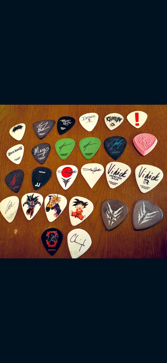 133motionless's tweet photo. 今年のお土産(ギターピック26枚🎸)
あざました🙂↕️
#mrbungle #obituary #inflames #suicidaltendency #erra #emmure #coalchamber #mudvayne #burytomorrow #vulvodynia #bringmethehorizon #fearfactory #infectedrain #blessthefall #orbitculture #motionlessinwhite #breakdownofsanity https://t.co/jSu36tSHGa