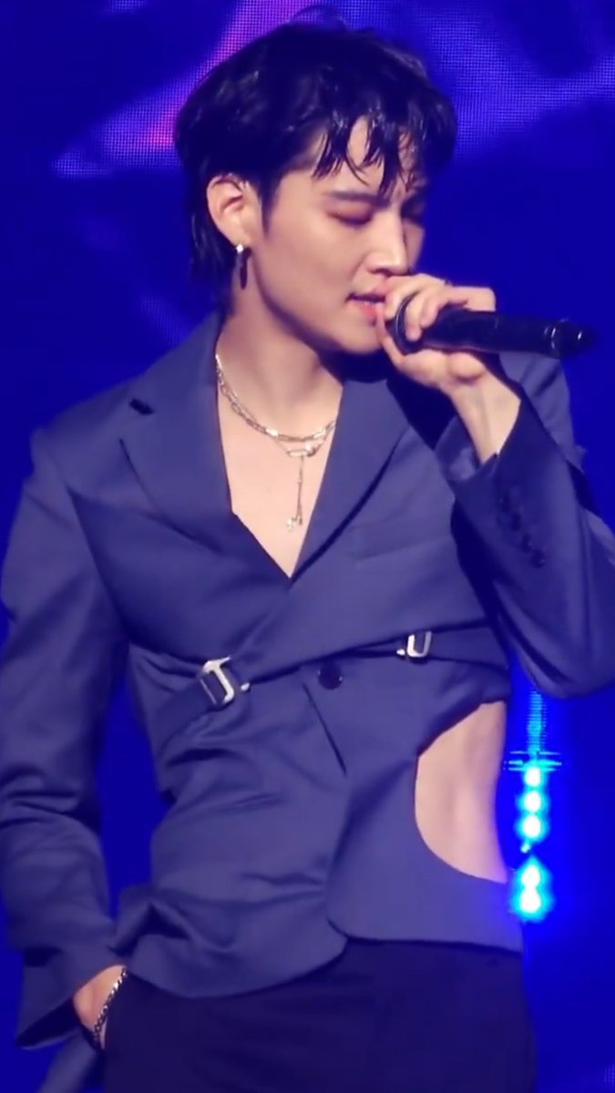 Nunong999's tweet photo. หล่อ sexy แบบนี้ ขอที่อิมแพ็คด้วยนะแจบอม 🥰😘😍
#TAPERELOADINSEOUL
#JAYB_TapeReload #jaybeom
#JAYB #제이비 @jaybnow_hr https://t.co/UPKmxnZ70f