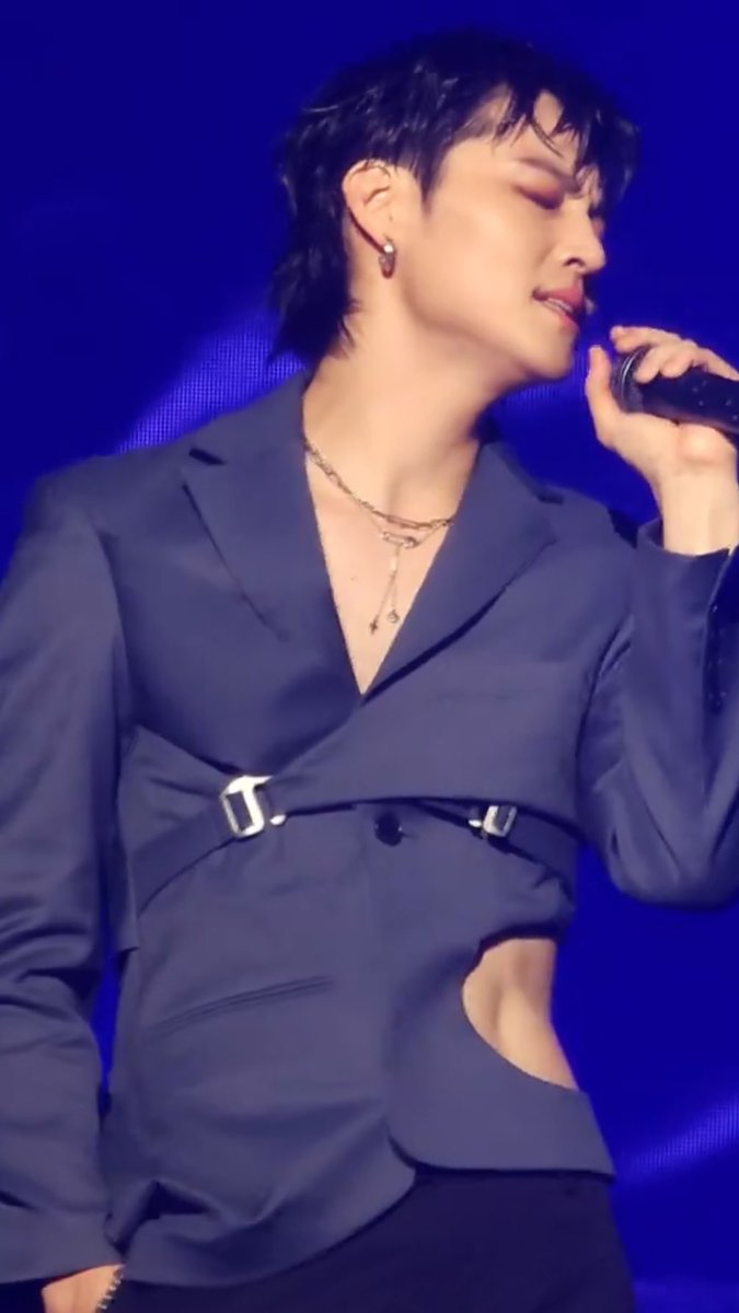 Nunong999's tweet photo. หล่อ sexy แบบนี้ ขอที่อิมแพ็คด้วยนะแจบอม 🥰😘😍
#TAPERELOADINSEOUL
#JAYB_TapeReload #jaybeom
#JAYB #제이비 @jaybnow_hr https://t.co/UPKmxnZ70f