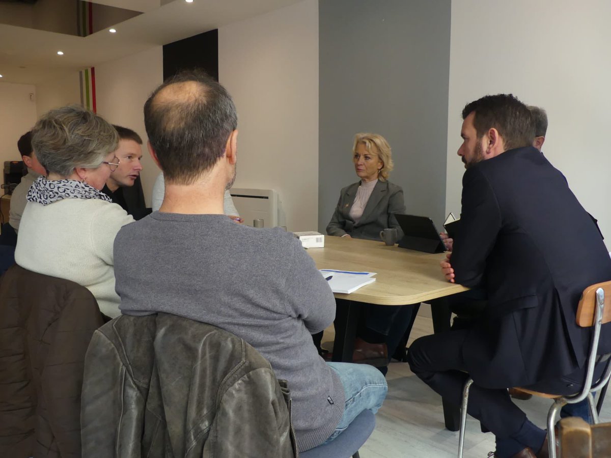 Laurence Robert-Dehault tweet media