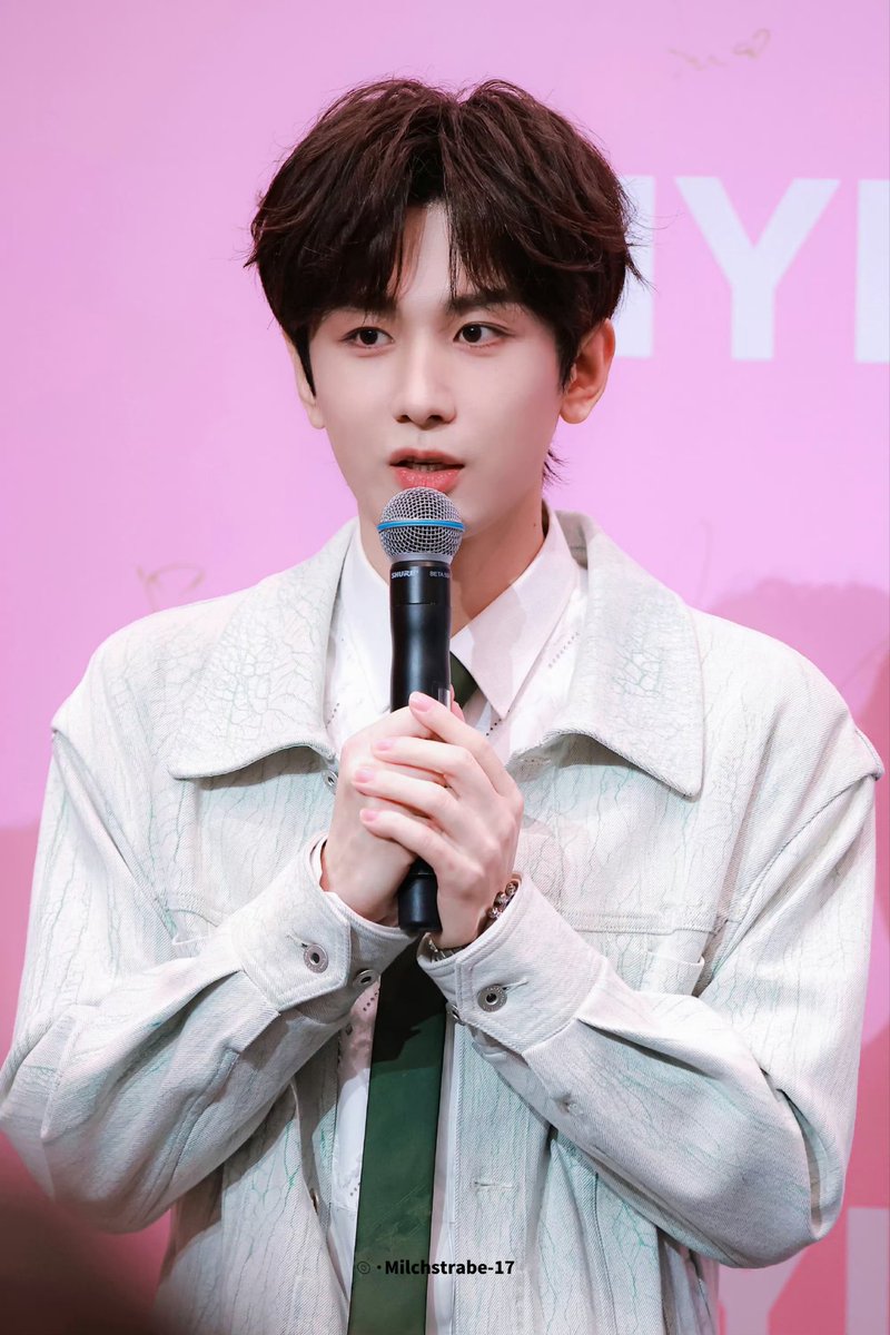 It finished so fast 

CHENGYI SHINING AT IQIYI 2024

#iQIYIScreamNight2024xChengYi
#ChengYi