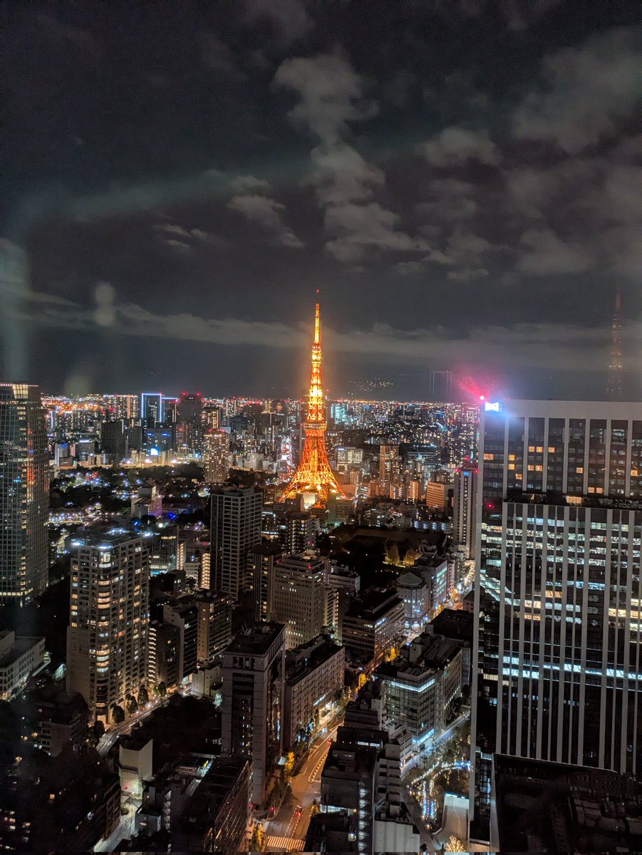 usuyuki26's tweet image. CARTA HOLDINGSさんのオフィス、東京タワーめちゃ綺麗に見えます……いいな
#サポーターズCoLab