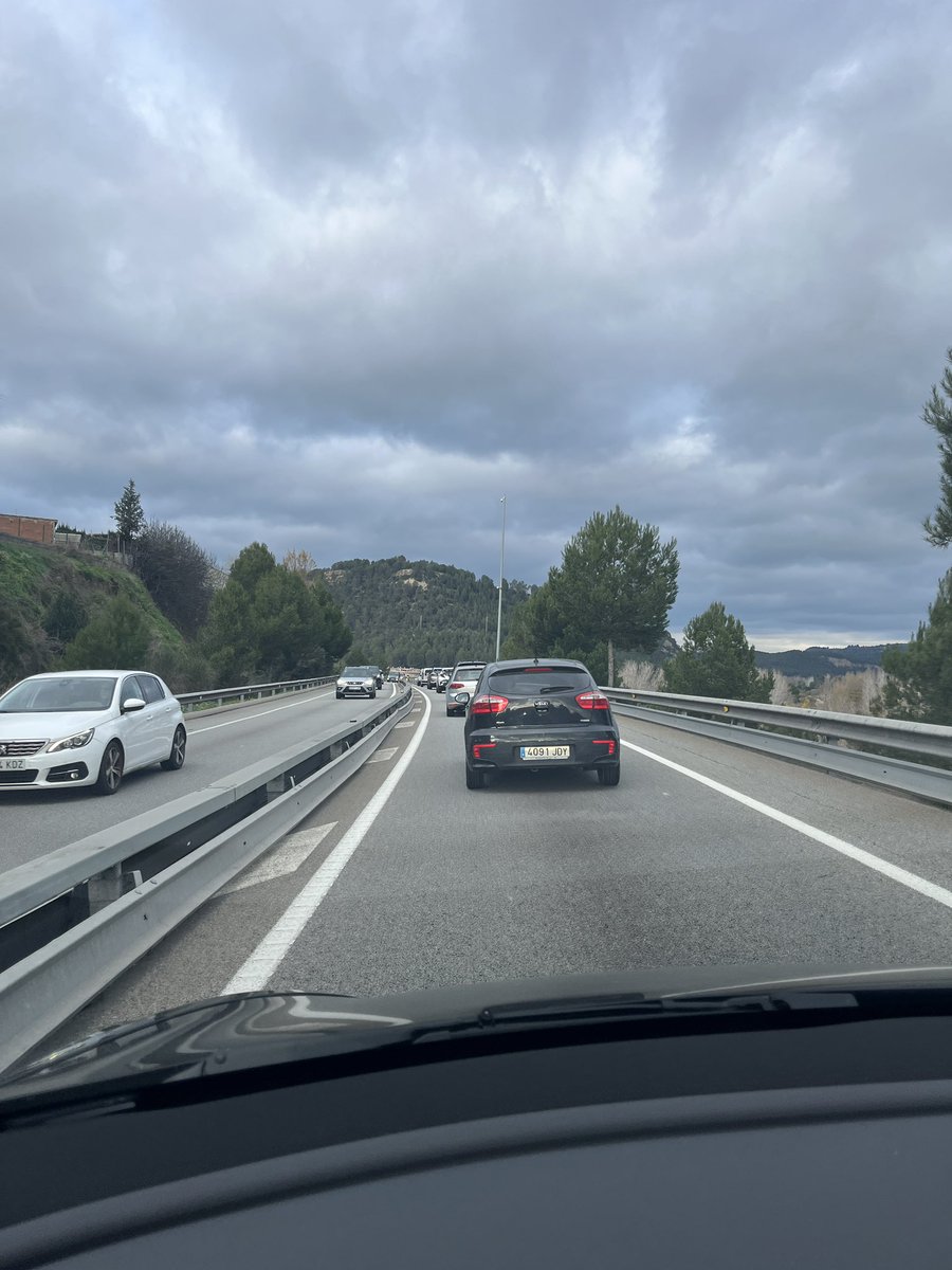 ramonbacardit's tweet photo. La #c55 com el cel: ben espessa. #AutoviaC55 #SioSi https://t.co/y4Ngv0XvIG