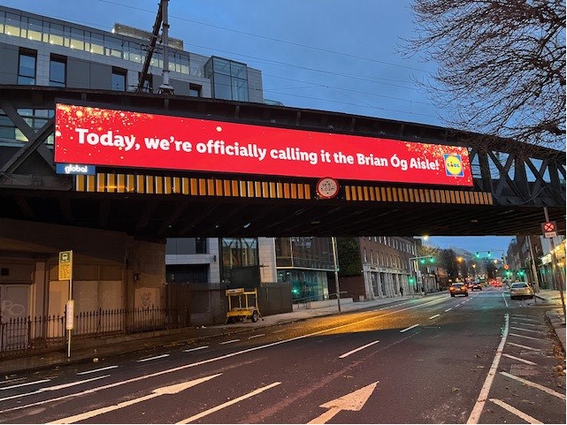 When icons become iconic places 🤝 

#TheLateLateToyShow #LidlIreland