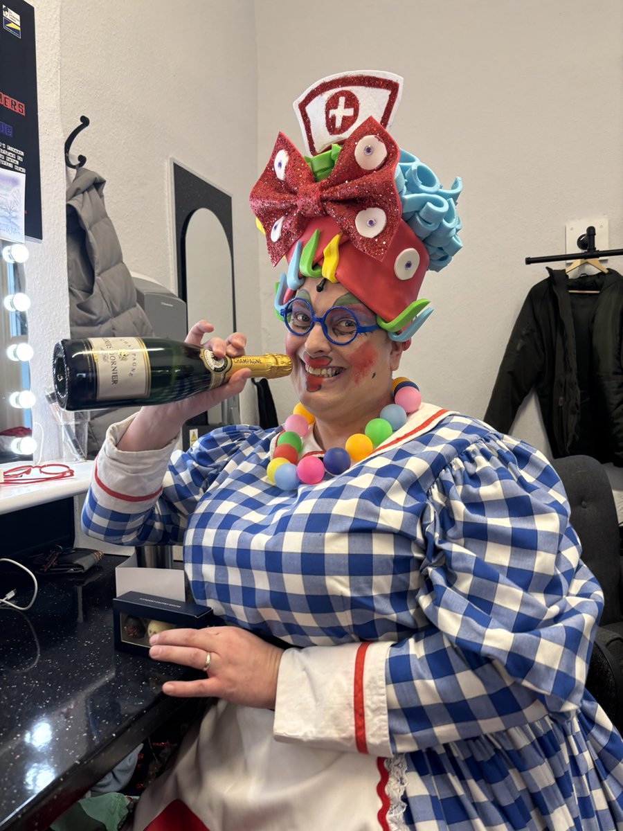 Dean Love tweet media