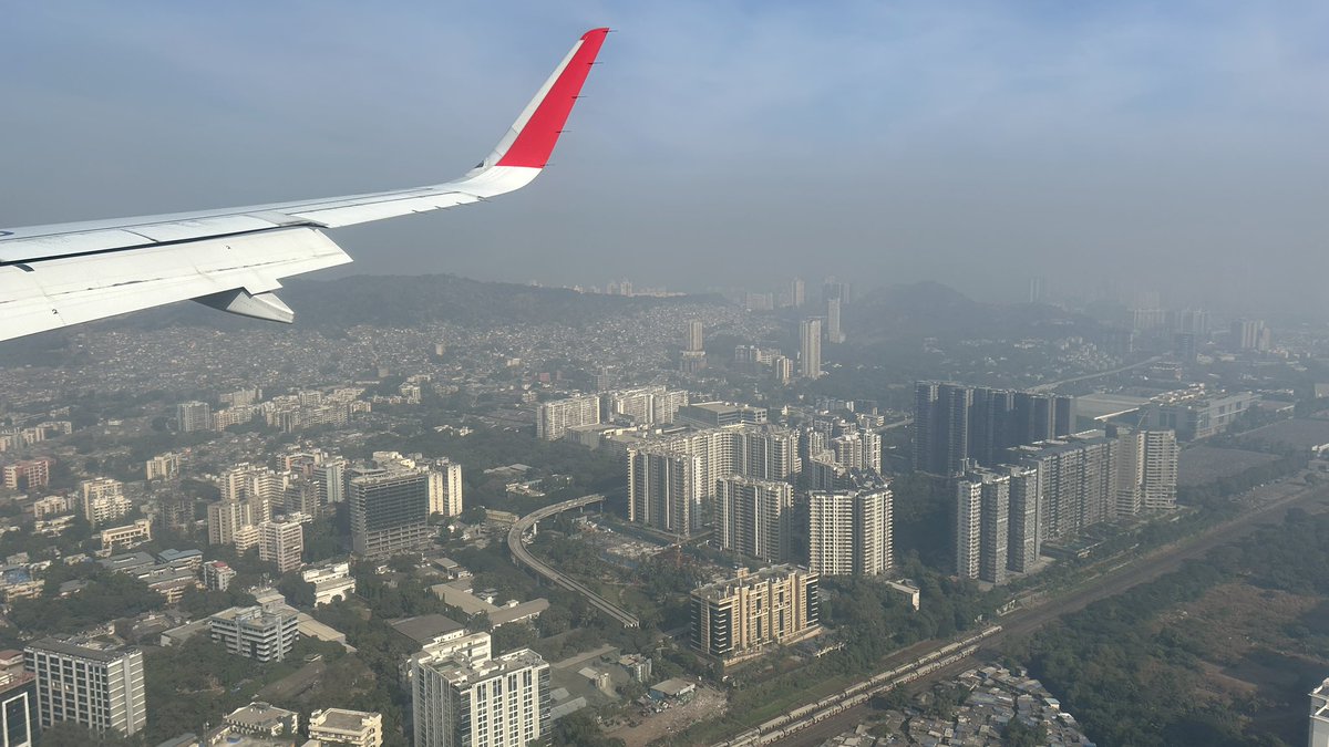 ArjunChellappa's tweet photo. Flew @airindia from MAA to BOM. The flight staffs were very good .
Breakfast was good.
Overall the journey was awesome.

#perfectlanding https://t.co/wQ7ZGl7B1X
