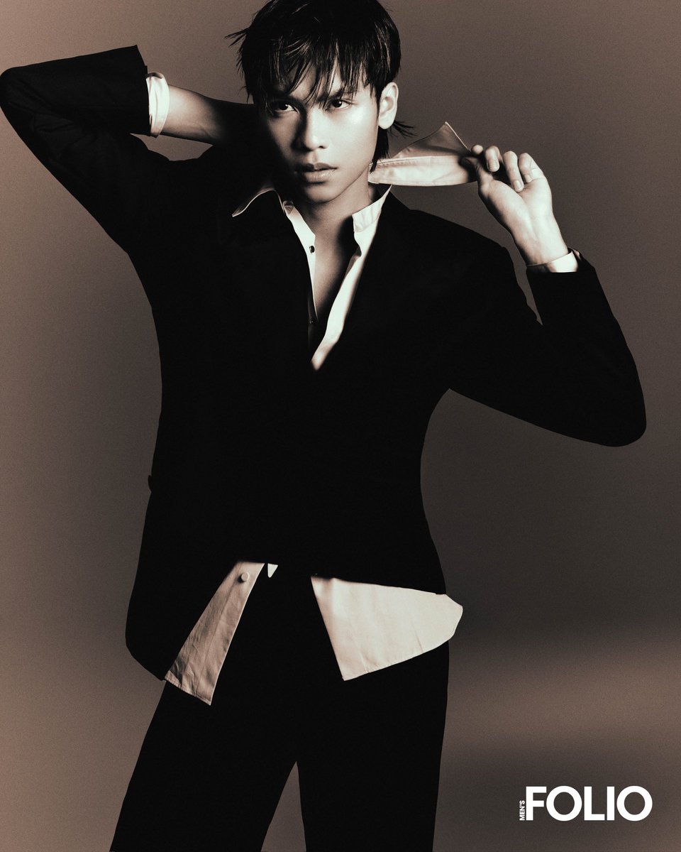 NadhirNasar's tweet photo. Men’sFOLIO MY DEC/JAN Issue, physical copy available at your nearest bookstore 🦋📖 takecare &amp; staysafe always xx https://t.co/FXCL2A3I3E