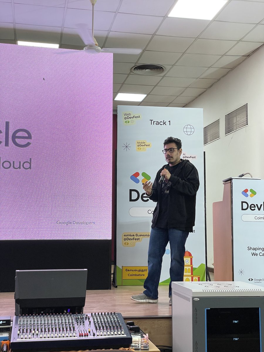 GDGCoimbatore's tweet photo. An engaging and interactive session on How to Approach Securing Hybrid Workloads on GCP ๐โ๏ธ.
Fun, insightful, and practical takeaways all in one! #CloudSecurity #GCP #devfest24 #gdgcbe https://t.co/qWEDDpb1BZ