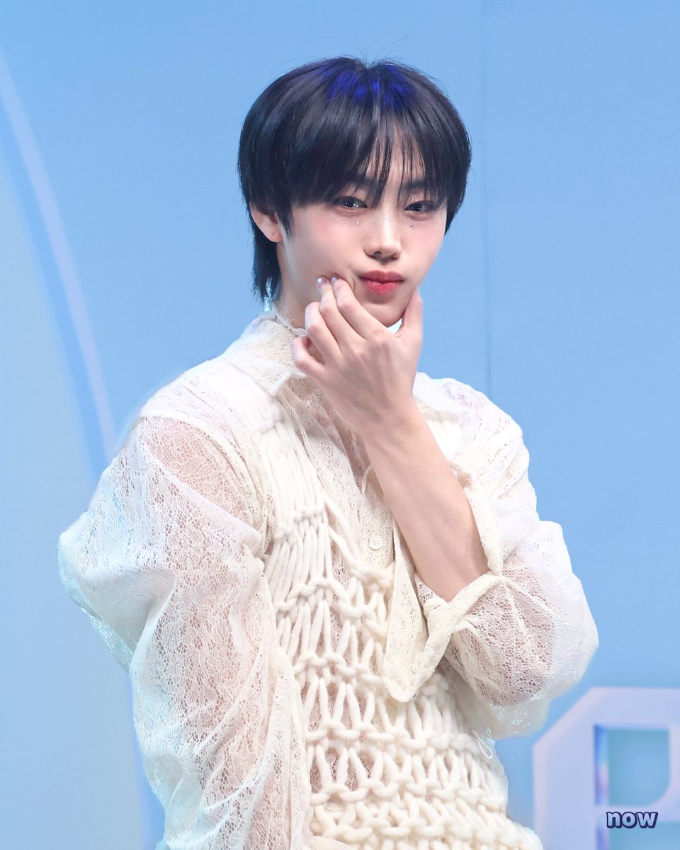 241203 포토 타임

아궁빵🍞

#PROJECT7 #프로젝트7 
#우하준 #WOOHAJOON #ウハジュン #禹河準
#なんでウハジュンこんなにもちもちねこちゃんなの