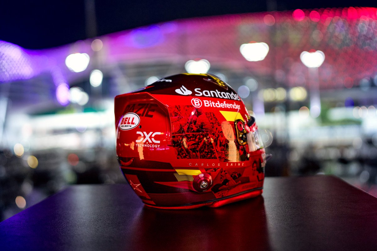 ScuderiaFerrari's tweet photo. 4 Years of memories ❤️💛

Taking a look at @CarlosSainz55's extra special helmet for his last weekend with us in Abu Dhabi 🇦🇪

#AbuDhabiGP https://t.co/6ioDakDP3C