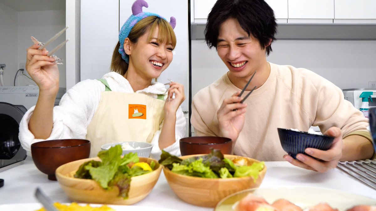 あみリザん家動画上がりました！ 手料理うま過ぎたんやけど、店出す