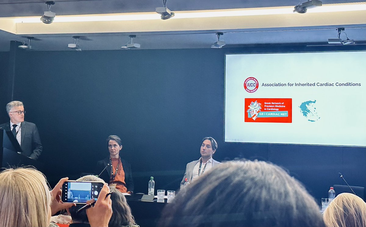 #ESC Cardio Genomics 2024: advocacy for inherited cardiac conditions benefits from a national organisation with a shout out to the <a href="/AiccUk/">AICC</a> from Prof Elliott 😊