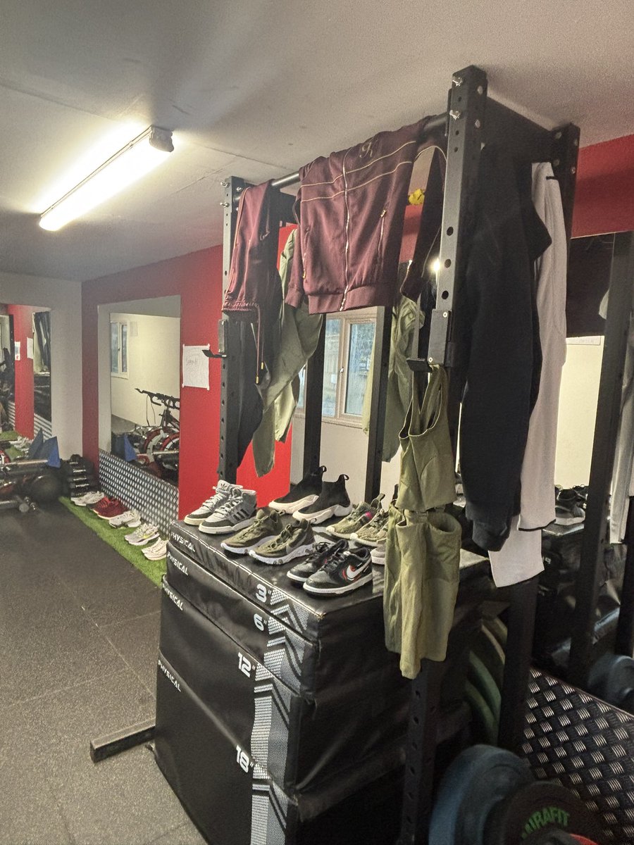 Raw Mentoring tweet media