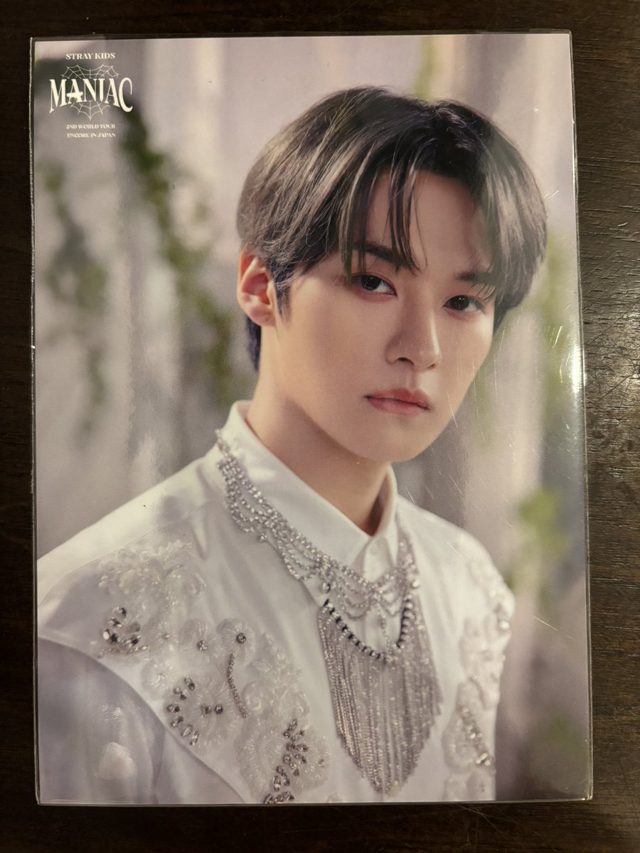 han_jinki's tweet photo. #StrayKids postcards anyone? PH only! ₱100 each. #wts #lfb https://t.co/kF4y4UN5KD