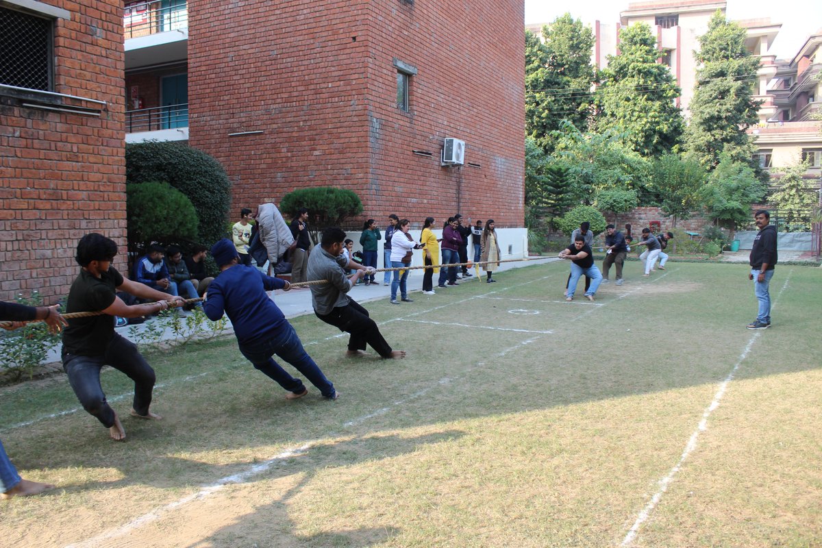 iilmahllko's tweet photo. Fit India Week 2024 at IILM Lucknow
On Day 2, 7 December 2024, A wide range of exciting activities was organised as part of the Fit India Week celebrations, offering participants various
#fitindia #fitindiaweek #sports #iilmlucknow #pgdm #pgdmfinance #bba https://t.co/IioviBU8Cn