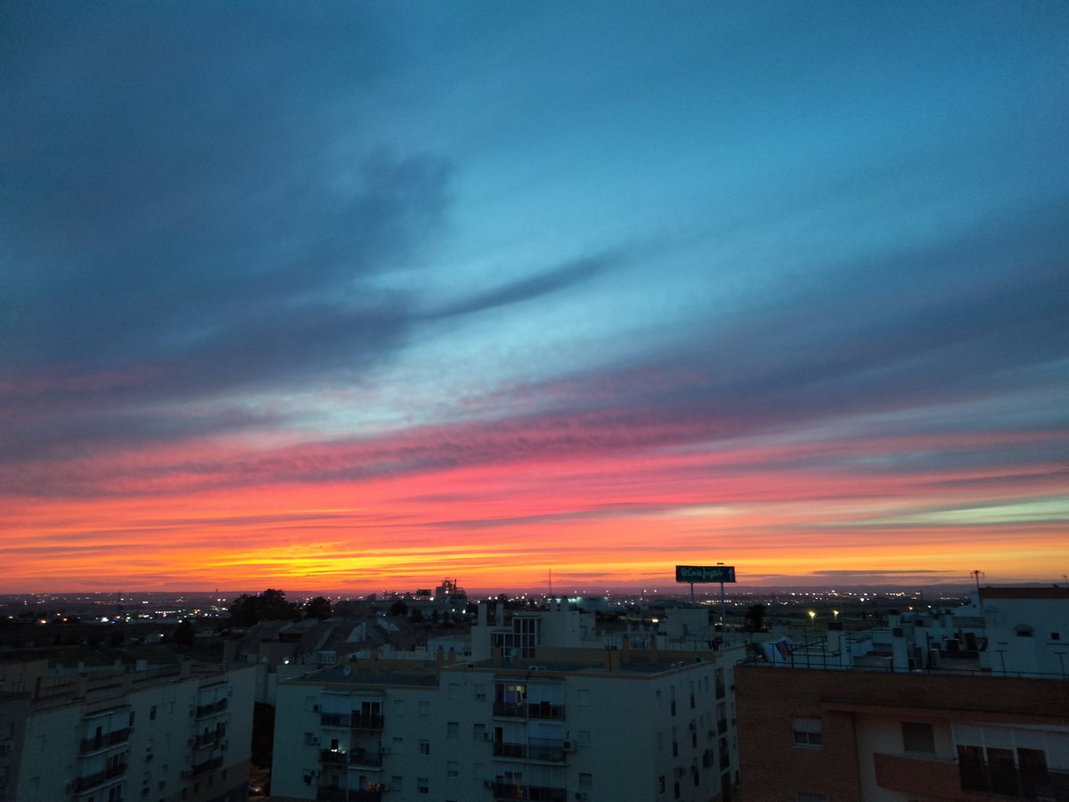 Uno de tantos atardeceres desde mi balcón C