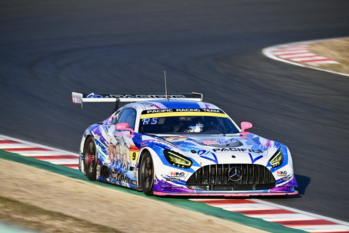 T_M_ROCK's tweet photo. 2024 AUTOBACS #SUPERGT Round5
SUZUKA GT 300KM RACE GRAND FINAL
この3台は撮るよな〜😁
4 #グッドスマイル #初音ミク AMG
9 #PACFIC #ぶいすぽっ NAC AMG
48 #脱毛ケーズフロンティアGOandFUN猫猫GTR https://t.co/imKPw258xm