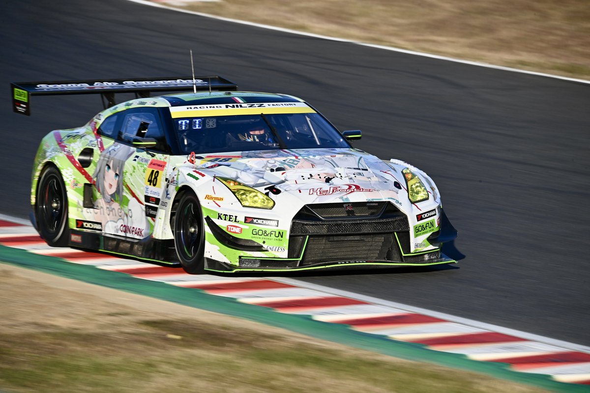 T_M_ROCK's tweet photo. 2024 AUTOBACS #SUPERGT Round5
SUZUKA GT 300KM RACE GRAND FINAL
この3台は撮るよな〜😁
4 #グッドスマイル #初音ミク AMG
9 #PACFIC #ぶいすぽっ NAC AMG
48 #脱毛ケーズフロンティアGOandFUN猫猫GTR https://t.co/imKPw258xm