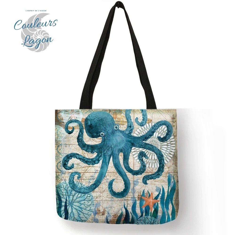 couleurs_lagon's tweet image. Sac Fourre Tout Vie sur Carte Marine carré 40cm 16&quot; 
21.4 EUR 
bit.ly/36ZB48l 
#16&quot; #40cm #algue marine #algues marine #baleine #bandouliere #bleu marine #carte marine #dauphin #fourretout #hyppoccampe #hyppoccampes #lin #marine #polyester #poulpe #sacs #tortue #tortu...