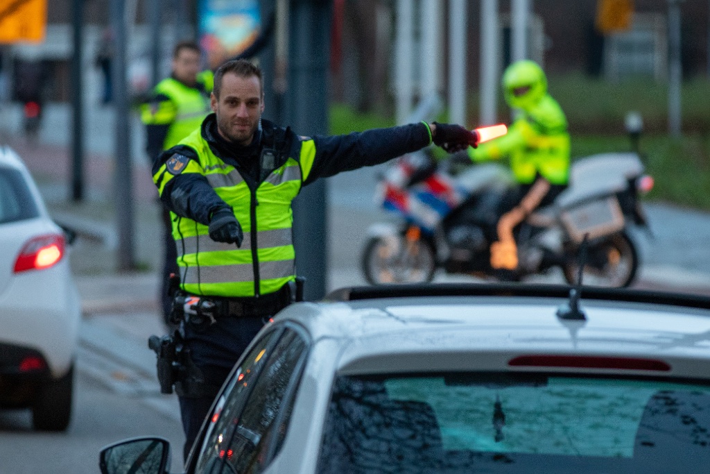 Verkeerscontrole in Schiedam: Zes automobilisten onder invloed aan de kant gezet