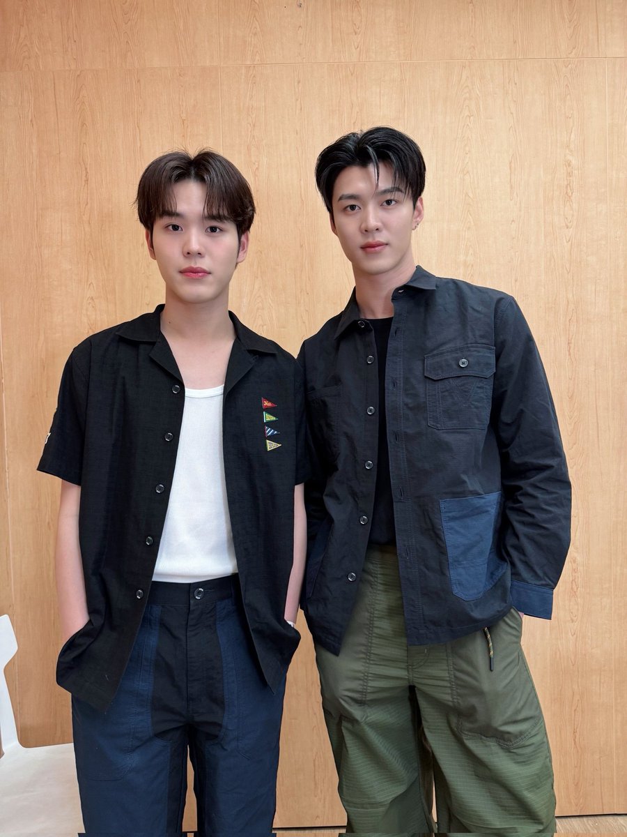 Area86_Ofc's tweet image. ขอขอบคุณทาง @merrezca_office สำหรับกิจกรรมดี ๆ ในวันนี้ กับงาน Active with MeenPing เปิดโอกาสให้ผู้โชคดีทั้ง 50 ท่าน ได้ใกล้ชิดและทำกิจกรรมร่วมกับมีนปิง สนุกสนานตลอดทั้งวัน 🌟

ขอบคุณพี่ ๆ แฟนคลับทุกท่านที่ร่วมกันเทรนแท็กที่ดีมาโดยตลอด 🙏 #ATMerrezcaxMeenPing

#Merrezca