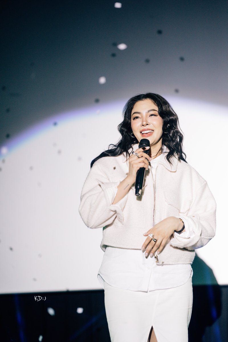 𝐾𝐷 ◡̈ tweet media