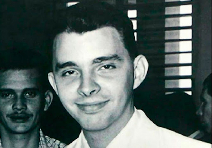 Frank País García: la historia de la Revolución no podría escribirse sin él.
#Cuba #PCC #FrankPaís #Historia #HistoriaDeCuba

Ver más:

pcc.cu/frank-pais-gar…