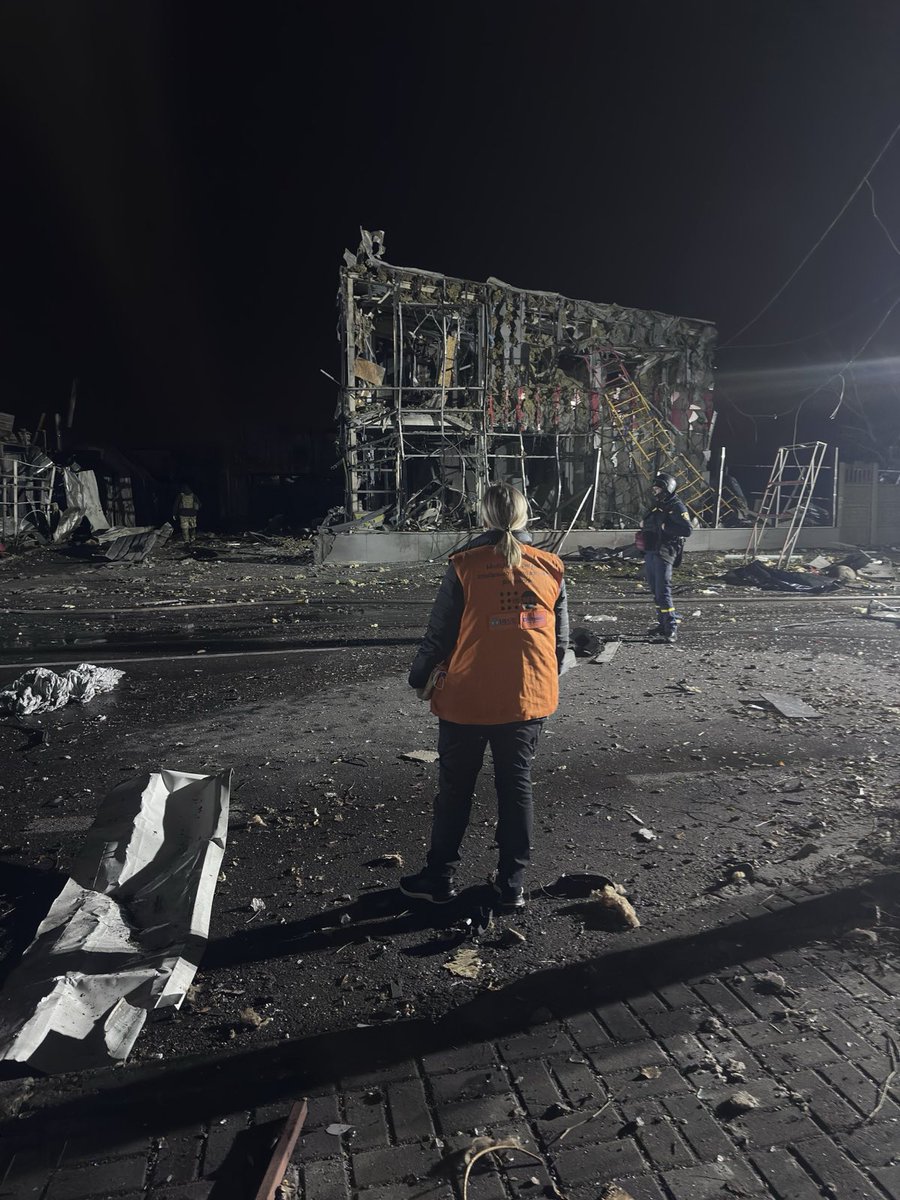 "It was one of the hardest days for those who worked there—they saw burnt bodies and wounded people," said a frontline worker of <a href="/UNFPA/">UNFPA</a> psychosocial support team on the ground. 

Reports indicate people were killed and injured by an Attack in Zaporizhzhia while grocery shopping.