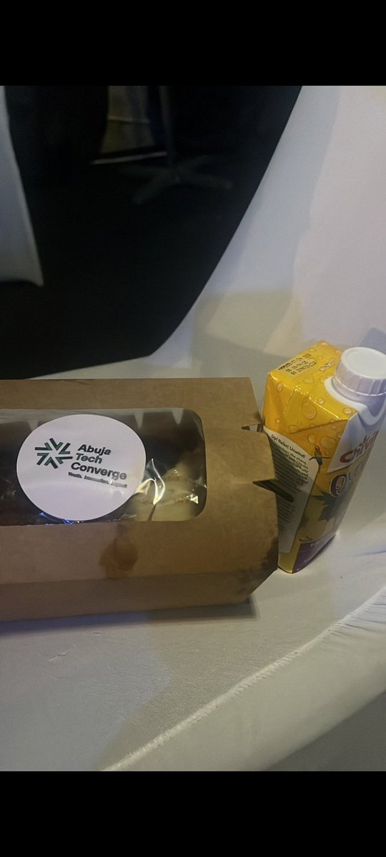 whizcasky's tweet image. These guy&apos;s here at the #Abujatechconverge really outdid themselves, we were given such a nice meal for breakfast. What more could one ask for? When you&apos;re being educated and still being fed for free. Can&apos;t wait for lunch tho 😂😂