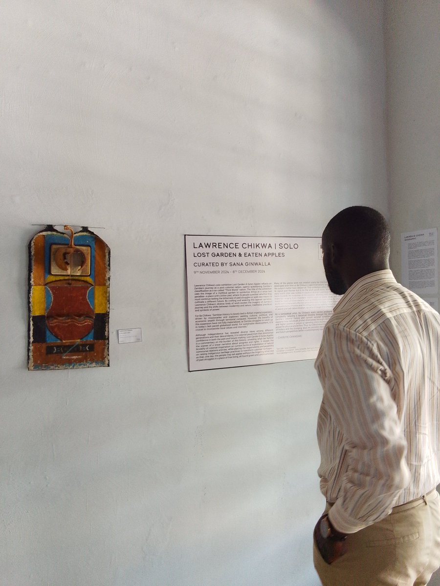LankyObserver's tweet photo. At Everyday Lusaka Art Gallery, viewing Lawrence Chikwa's exhibition. https://t.co/hhctTU3stg