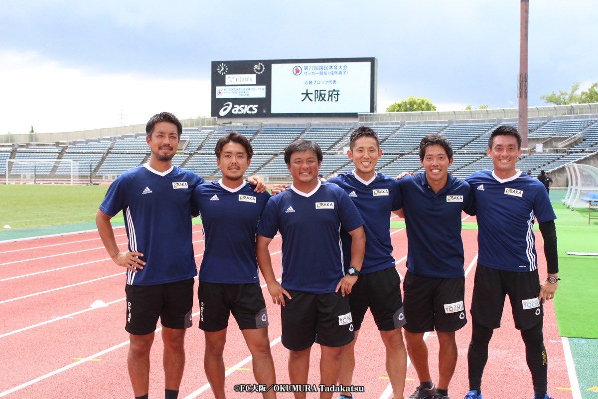 oreryo920's tweet photo. 吉さん本当にお疲れ様でした！！
ありがとうございました！！

#FC大阪
#J3昇格
#最高でした https://t.co/7GTk5PEQzK