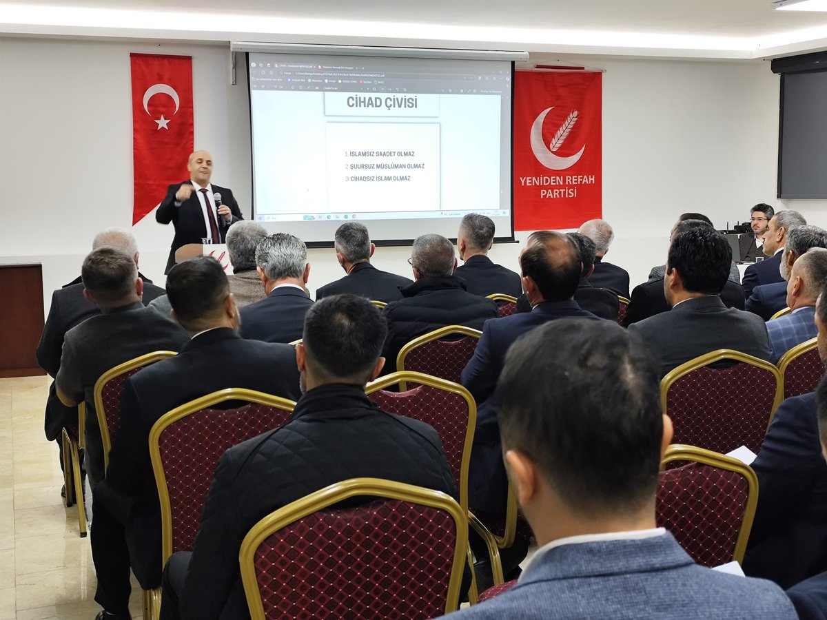 İlçe Başkanlarımızın katıldıkları Eğitim programını gerçekleştirdik.
Hayırlara vesile olsun inşallah 🤲🏻