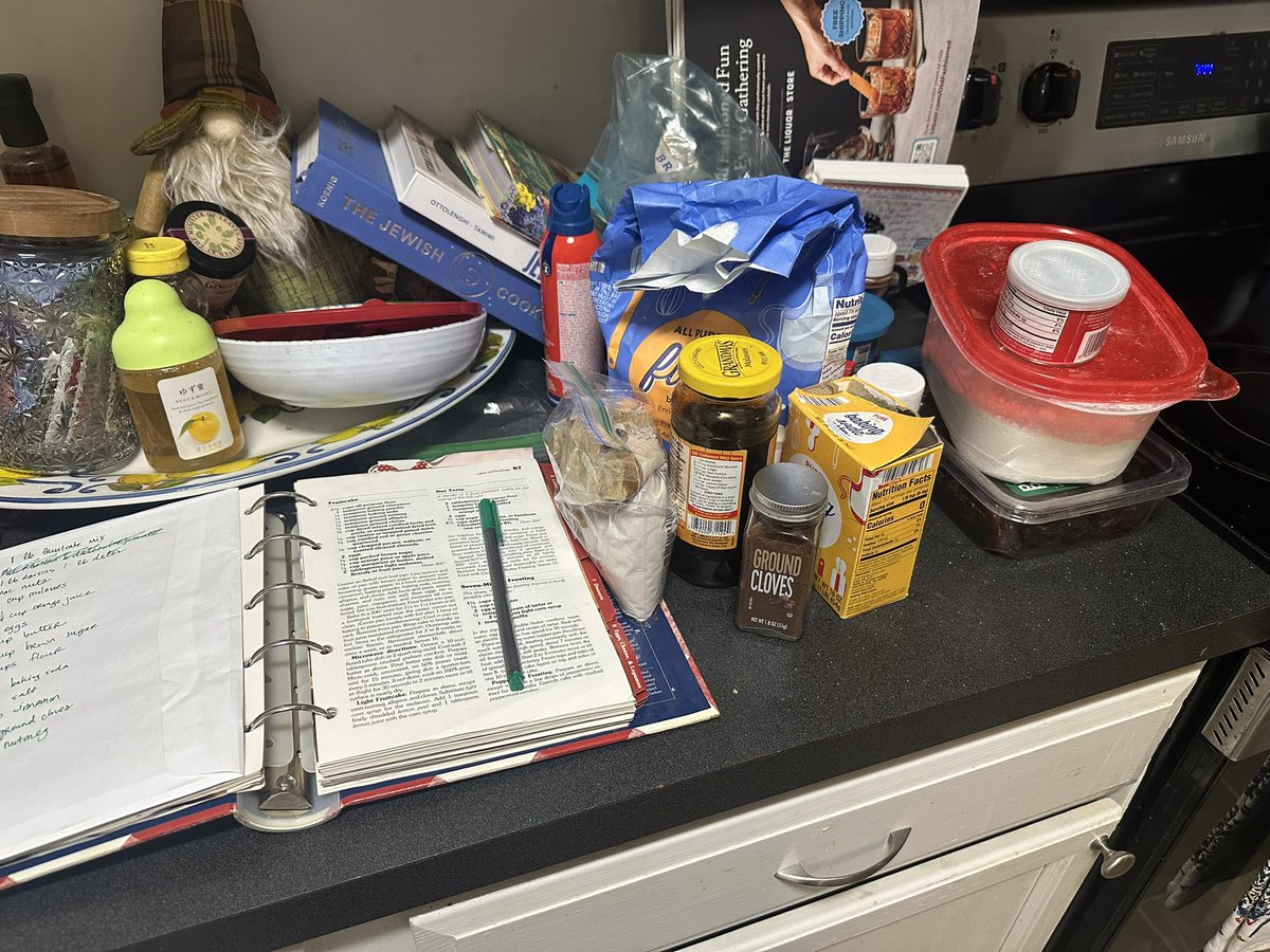 trish tilby's media ethics professor tweet media