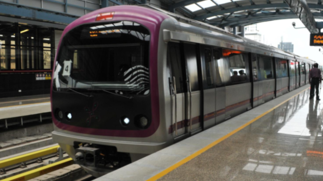 RailAnalysis's tweet photo. #BangaloreMetro Phase-3A: Karnataka cabinet approves Rs. 28,405 crore Sarjapur-Hebbal #metro #corridor
Read more...https://t.co/3iRAz4G9fu
#BMRCL #KarnatakaCabinet #Phase3A #Construction #Development #Elevated #Infrastructure #Stations #Progress #MetroConnectivity #Project https://t.co/ZUnUH0wUcM