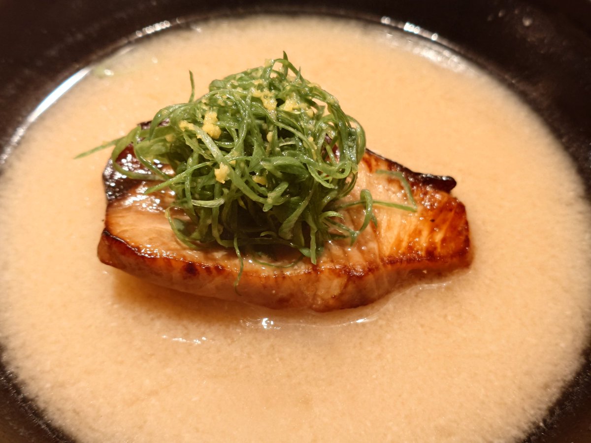 flying_drunkard's tweet image. ・自家製さつま揚げ
・金柑の白和え 日向夏シャーベット添え
・ぶり大根
・クレソンのお浸し 鱈白子和え

↓続く
#虎ノ門とだか #食堂とだか #飯テロ #虎ノ門