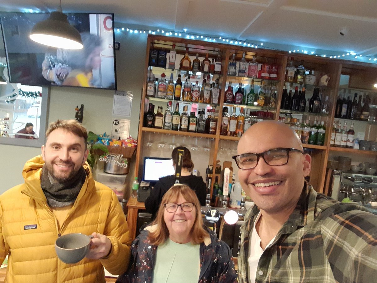 DeAthCardiff's tweet image. Today is Small Business Saturday!
Let’s celebrate and support the unique businesses that make #Roath special. Whether it’s  Granny Mac&apos;s on City Road, a local shop, or a pub, your patronage helps our community thrive. #ShopLocal #SmallBizSatUK