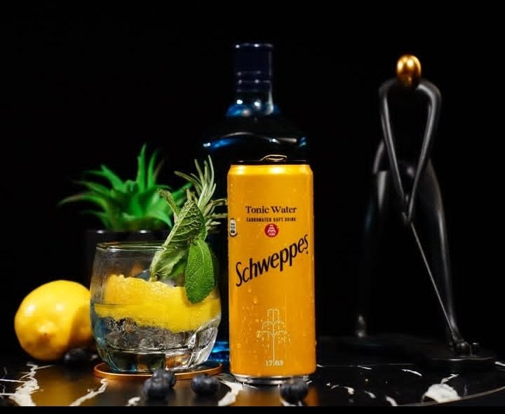 NickBeaut45's tweet photo. This Schweppes ad is so clean🥰
Pls engage on IG

CONGRATULATIONS YVONNE GODSWILL 
YVONNE X SCHWEPPES 
#YvonneGodswill https://t.co/9R6ZzvrQ7g