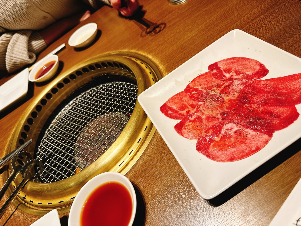 shogobcnr33's tweet photo. 今日はあぶりやで肉炙ってる https://t.co/UvZzkr8Anv