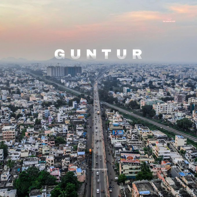PropTechKonnect's tweet photo. Tier II cities in India have seen a massive surge in housing prices!
According to a PropEquity report, prices have appreciated up to 65% since 2023. Guntur takes in South India the lead with a 51% rise followed by Mangalore and Visakhapatnam (29%).
#KonnectProp #AndhraPradesh https://t.co/14au14TDNI