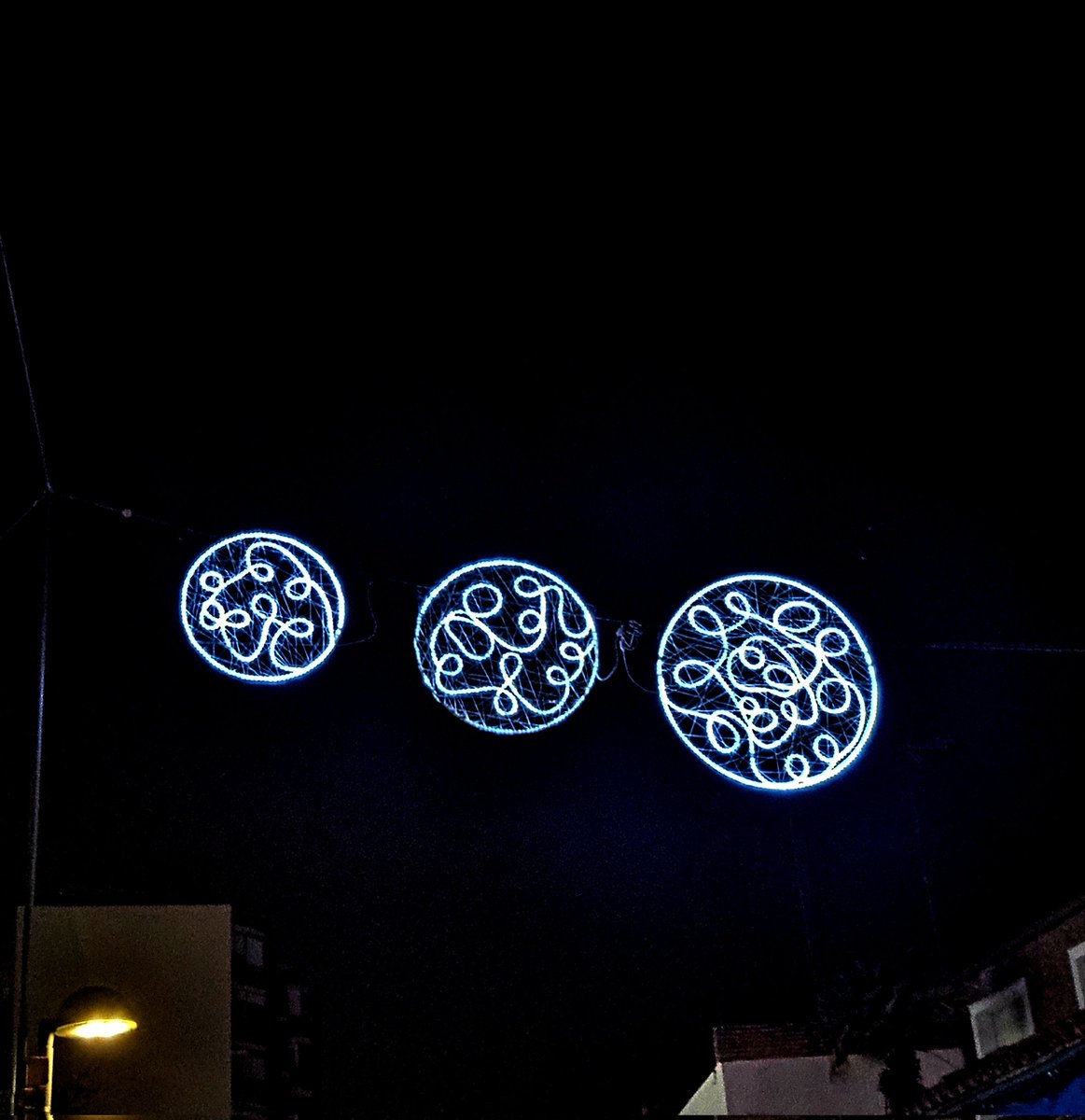Mr_SanGar93's tweet photo. Iluminación de Navidad de Móstoles 2024-2025, instalada por ATE Iluminación. #iluminación #alumbrado #navidad #Mostoles #lucesdenavidad #luces #alumbradonavideño #Christmas #citylights #lucesnavidad #mostolescity #chritmaslights #feliznavidad https://t.co/Z4nTAeoJB0