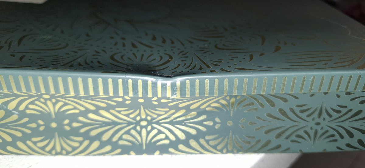 danette's tweet photo. Hey @WOOLWORTHS_SA, I got this lovely cookie tin as a gift for someone who was planning on the reusing the tin. The tin arrived damaged, and @OneCartZA is refusing to assist. Please can you assist? https://t.co/NlDEI4lFdv