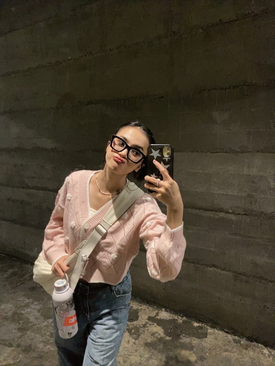 yayangmu tweet media